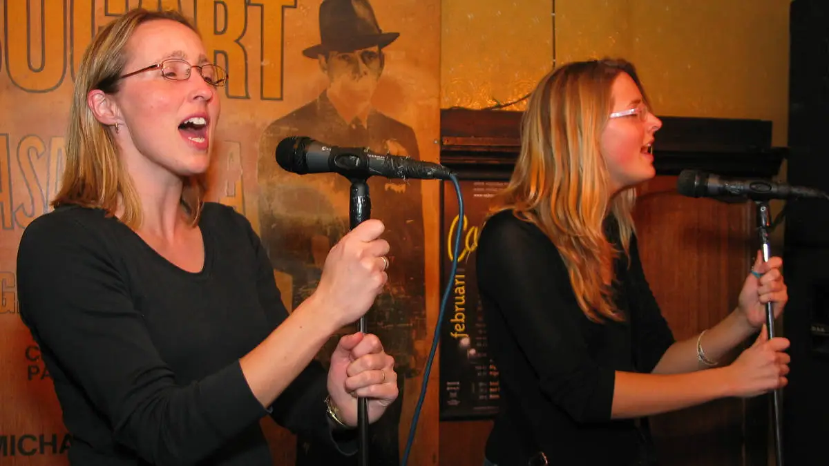 vrijdag karaoke in amsterdam bij casablanca op de zeedijk